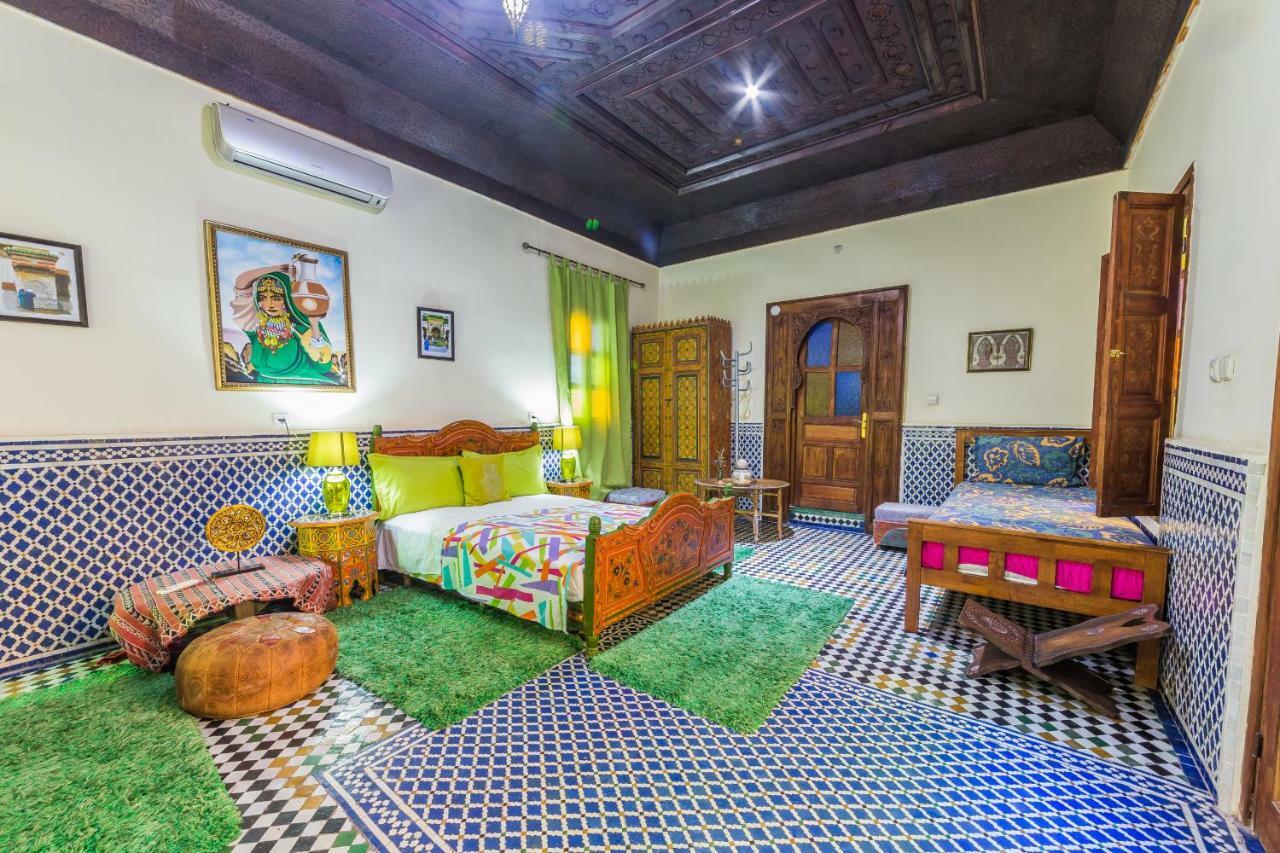 Riad L'Artiste Hotel Fez Bagian luar foto