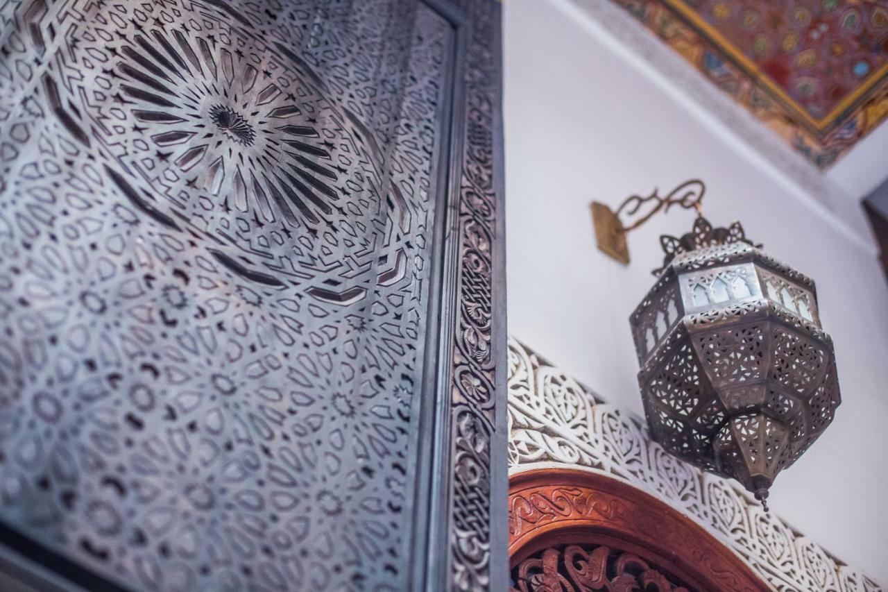 Riad L'Artiste Hotel Fez Bagian luar foto