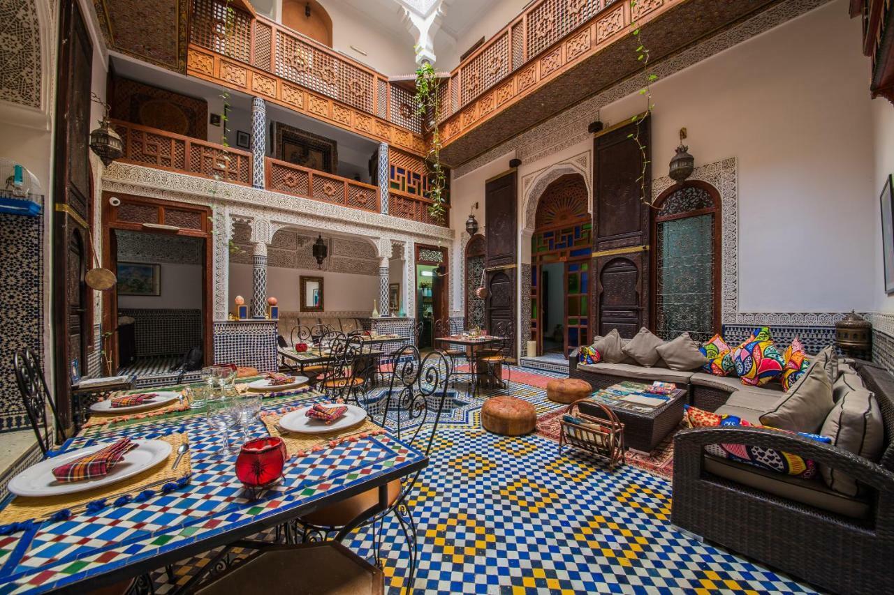 Riad L'Artiste Hotel Fez Bagian luar foto